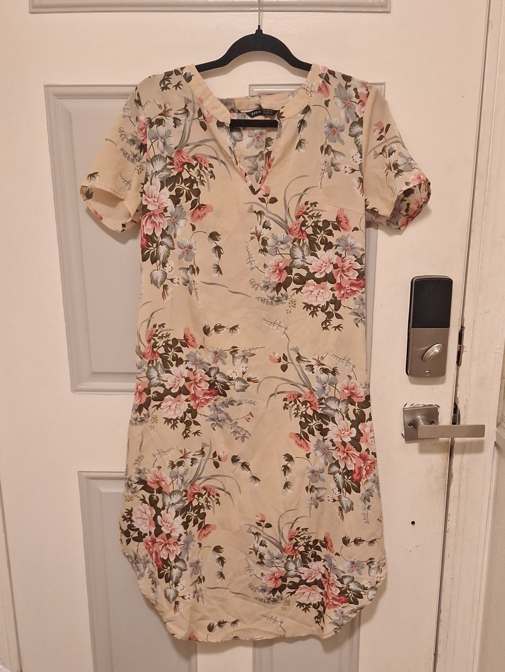 SHEIN Cream Floral Short-Sleeve V-Neck Dress with Pink & Green Blooms
